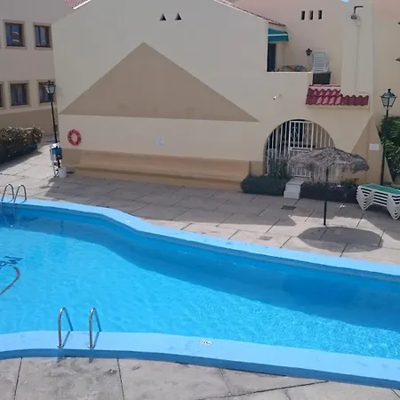 Апартаменты Lovely Sunny -emanuela Mareverde *